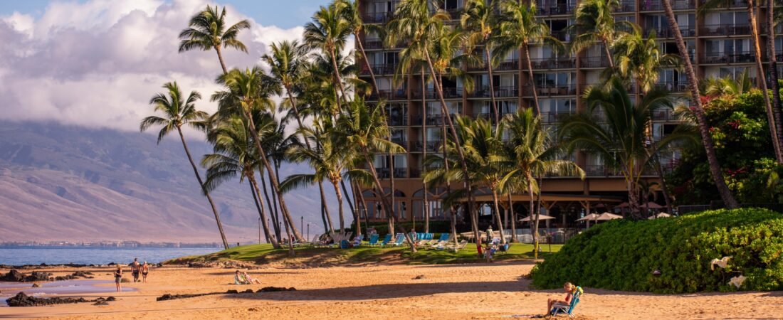 Luxury Vacation in Maui: Best Beaches, Resorts & Things to Do
